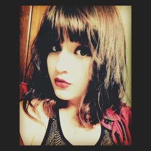 Meet your Posher, Carlee